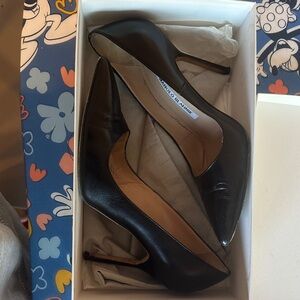 Manolo Blahnik Black Pointed-Toe Stiletto Pumps